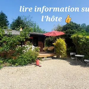  Chalet En Pleine Nature Au Bord D'un Etang France